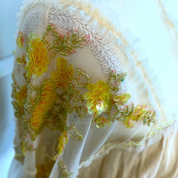 Freepeople Lace Embellished Embroidery Smock Waist Top - Picture 6 of 6